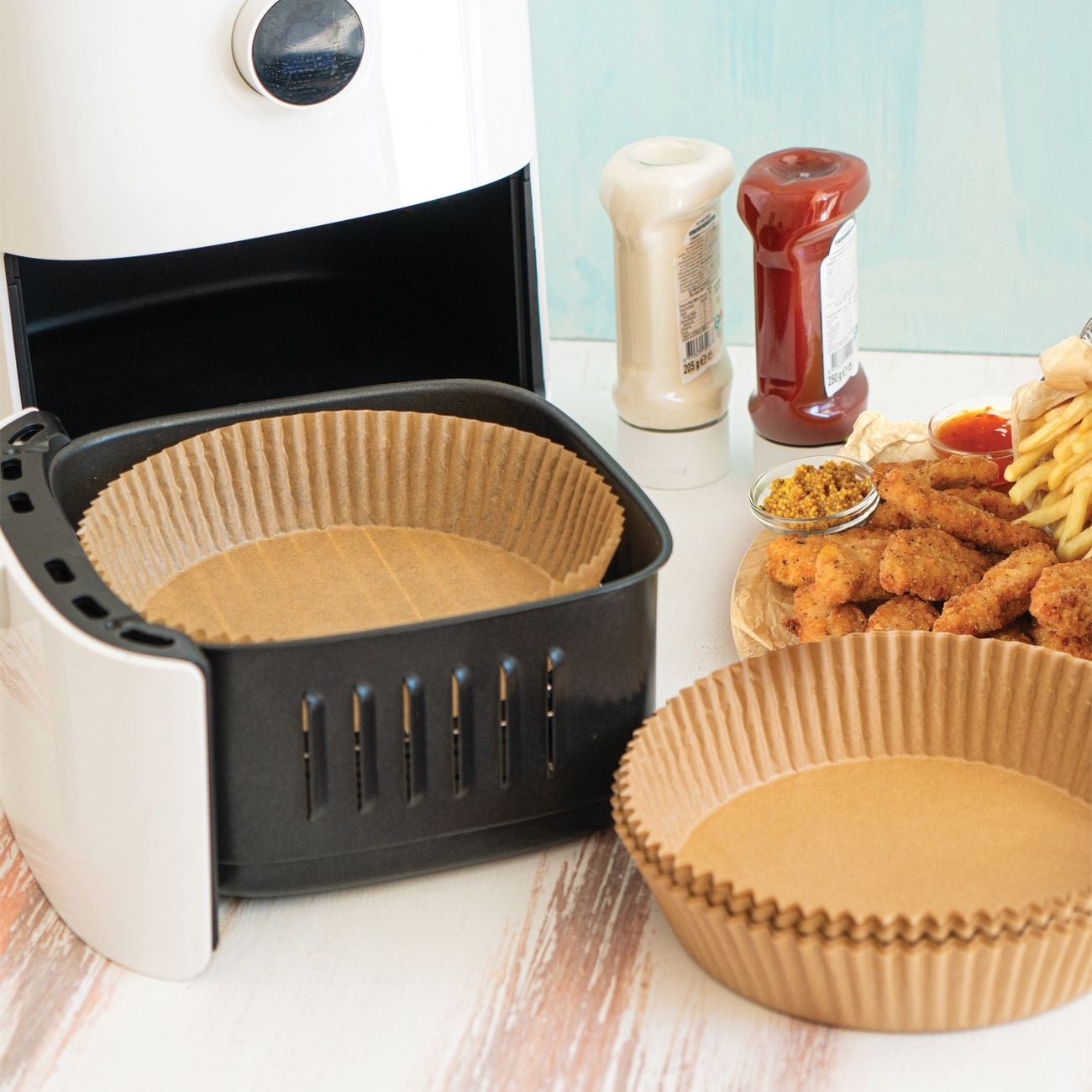 Set 50 Hartii de Copt, pentru Airfryer, Antiaderent, Rezistent la Caldura, Unica Folosinta, Model Rotund, 20 x 4,5, Maro