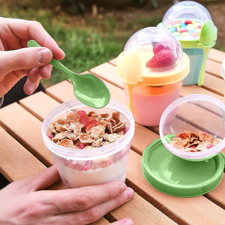 Recipient din plastic cu tacamuri, Fara BPA, Pentru iaurt, inghetata, salate, cereale, 500 ml, Verde Pastel